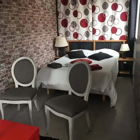 Oda ve Kahvaltı Atelierchic Le Lavandou