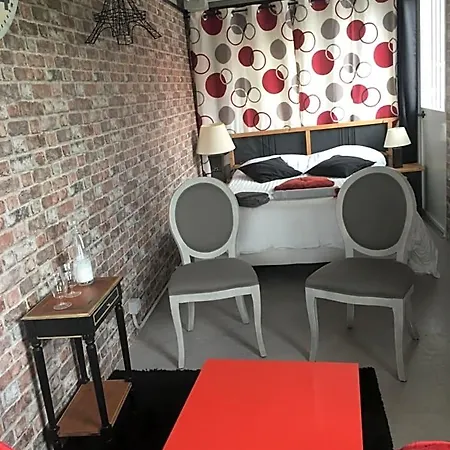 Atelierchic Oda ve Kahvaltı Le Lavandou
